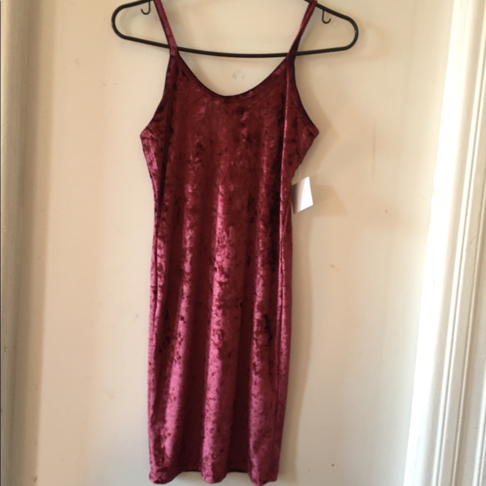 NWT BURGUNDY VELVET DRESS
